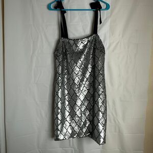 New medium silver mini sequin silver dress black shoulder bows GB